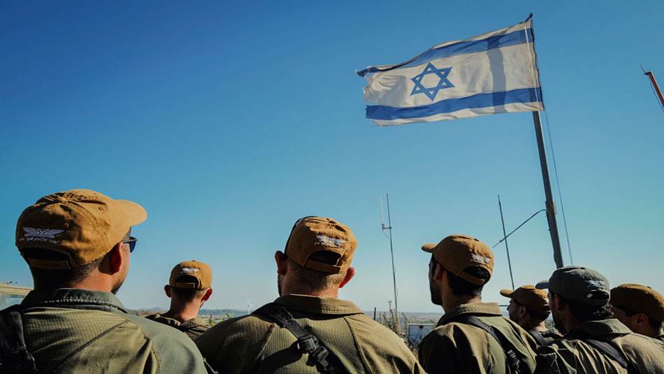 من رقم مجهول، تلاه اتصال جاء فيه: ما تلعب بالخطر.. أنا الموساد(Getty)