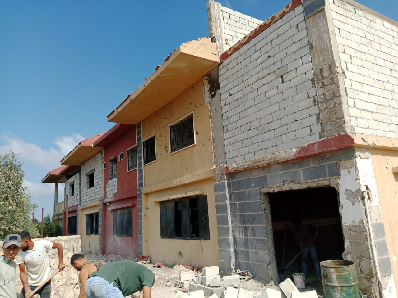 إعادة إعمار محدودة في بلدة الجبين