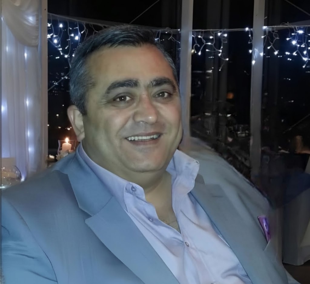 فقيد الاغتراب الغالي  المأسوف عليه المرحوم  أحمد فايز عطية