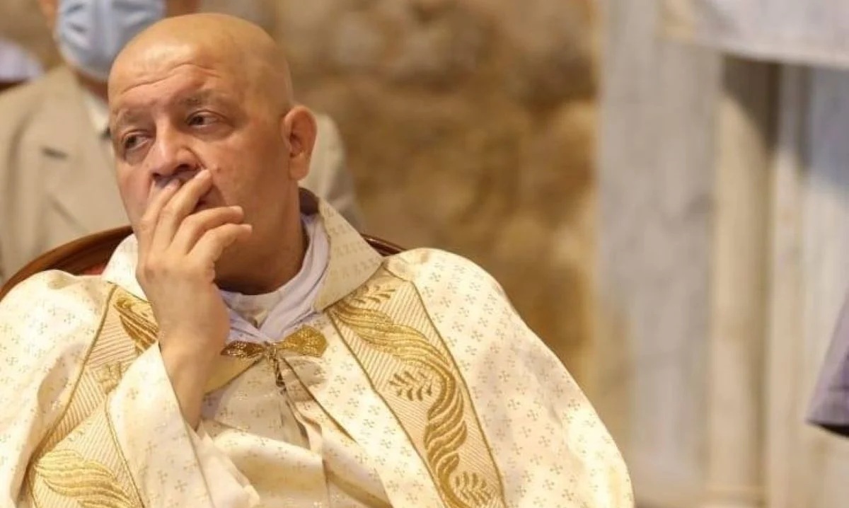 كاهن بلدة القليعة الأب بيار الراعي 