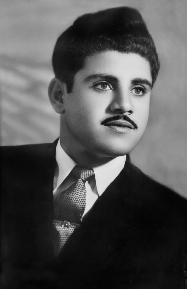 المصوّر الفوتوغرافي الراحل أحمد فرحات
