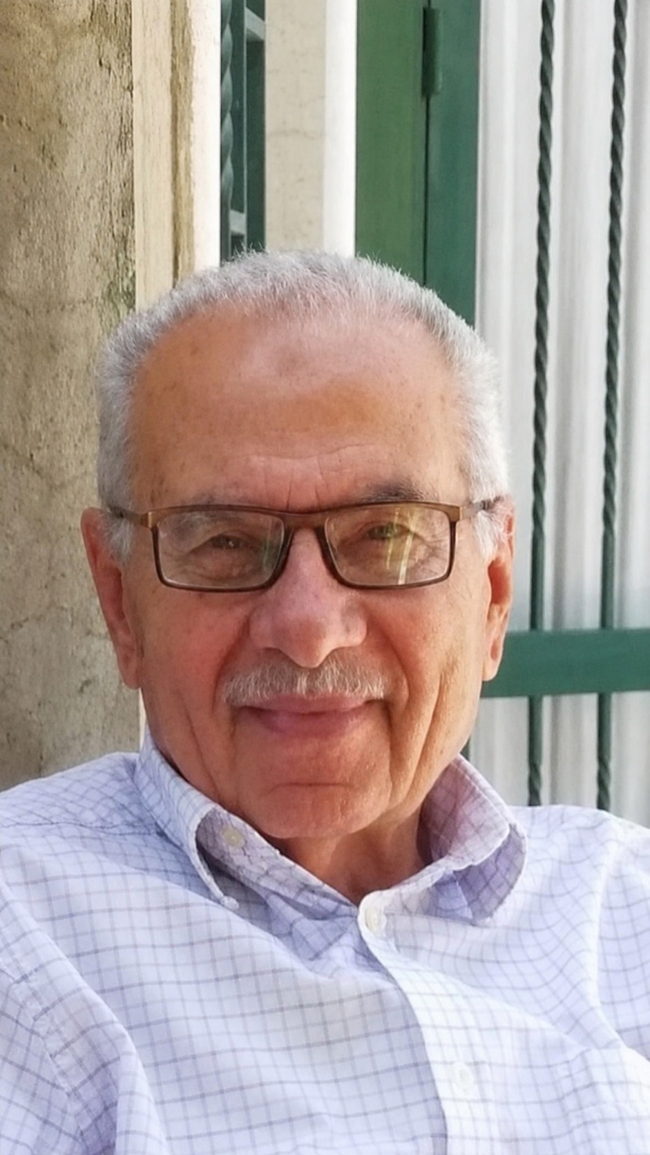 الأستاذ فايز أبو عباس: هي نسيمات تهب، ونفوس معلّقة بأمل عودة الأحبة، ممتلئة بالارتياح