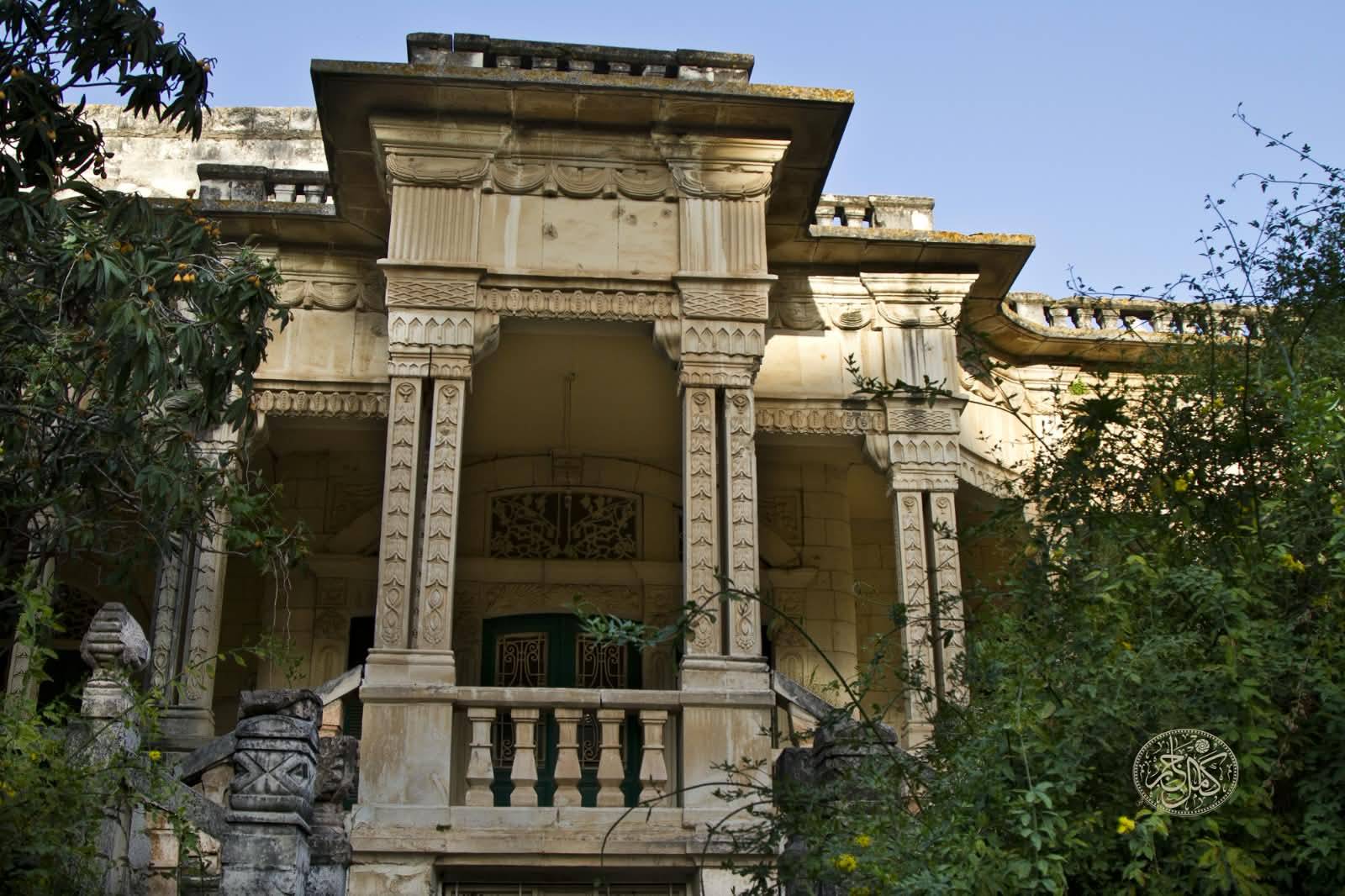 دارة الطبيب بهجت الميرزا في النبطية (أرشيف كامل جابر)