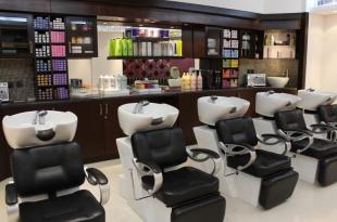 صالونات التجميل والدولار.. مجموعة خدمات للشعر تساوي نصف راتب وأكثر