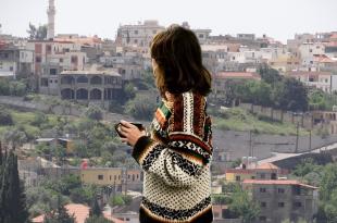 هبة خريس: بنتُ الأصول (قصيدة)