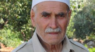 أسعد رشيدي: عن الحاج حسين سعد.. الزيتونة الخيامية التي ظلّت تُثمر حتى آخر العمر